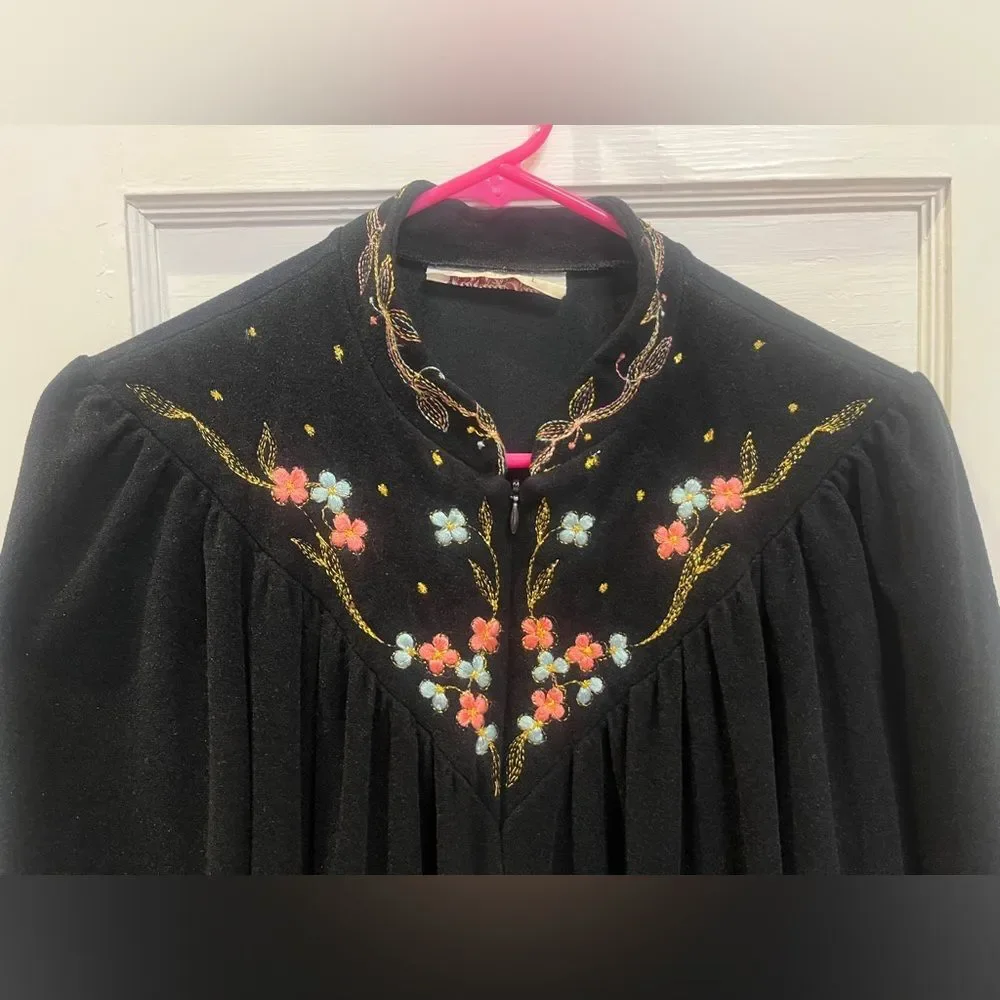 Vintage Vanity Fair soft fleece half zip-front housecoat Size L Black Floral